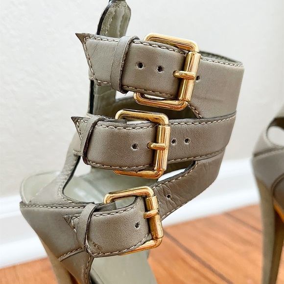 🎀HP🎀 GUCCI IMAN Triple Platforms, 39 - Picture 5 of 14